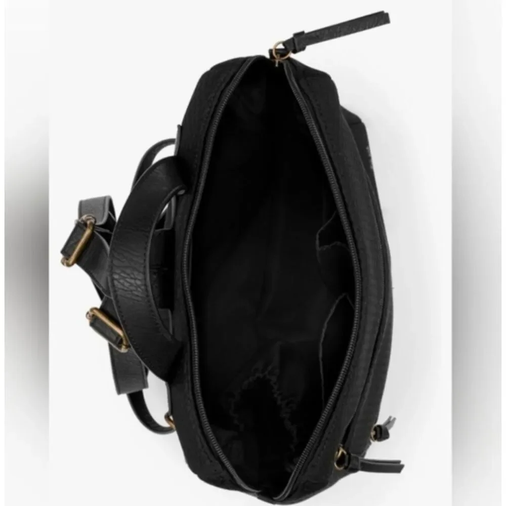 The Sak Olvera🖤 Black Quilted Neoprene Backpack